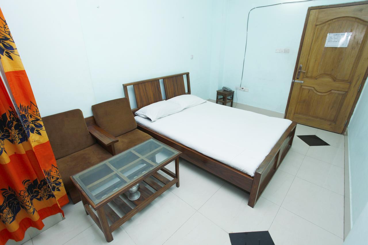 Hotel Star Park Dakhin Kattali الغرفة الصورة