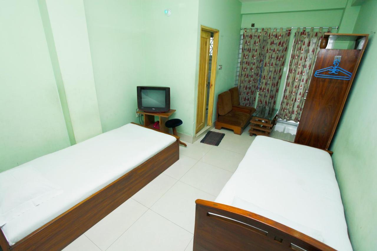 Hotel Star Park Dakhin Kattali الغرفة الصورة